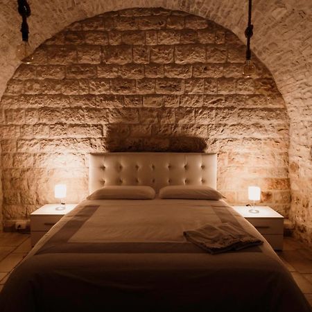 A Stare - Stone Apartment In The Historic Center - Molfetta Bagian luar foto