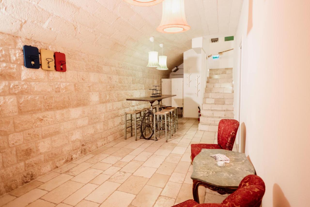 A Stare - Stone Apartment In The Historic Center - Molfetta Bagian luar foto