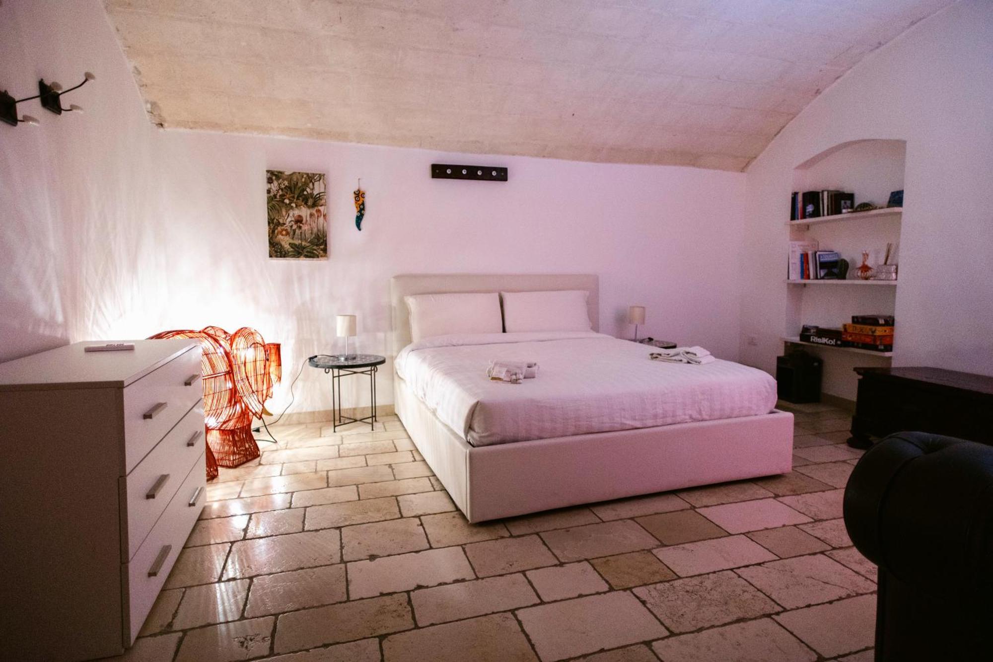 A Stare - Stone Apartment In The Historic Center - Molfetta Bagian luar foto